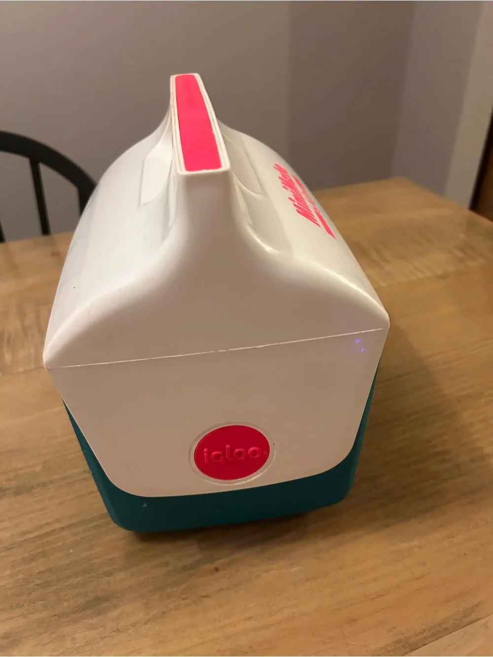 Vintage Igloo MiniMate Cooler - Retro White, Teal & Pink circa 1992